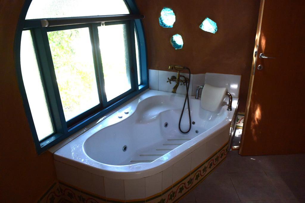 Sede Zevi Dutch Farm Israel B&B 외부 사진