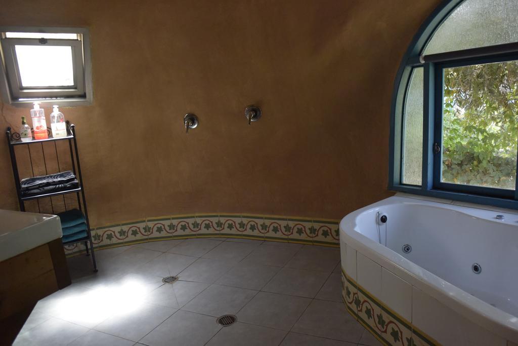 Sede Zevi Dutch Farm Israel B&B 외부 사진